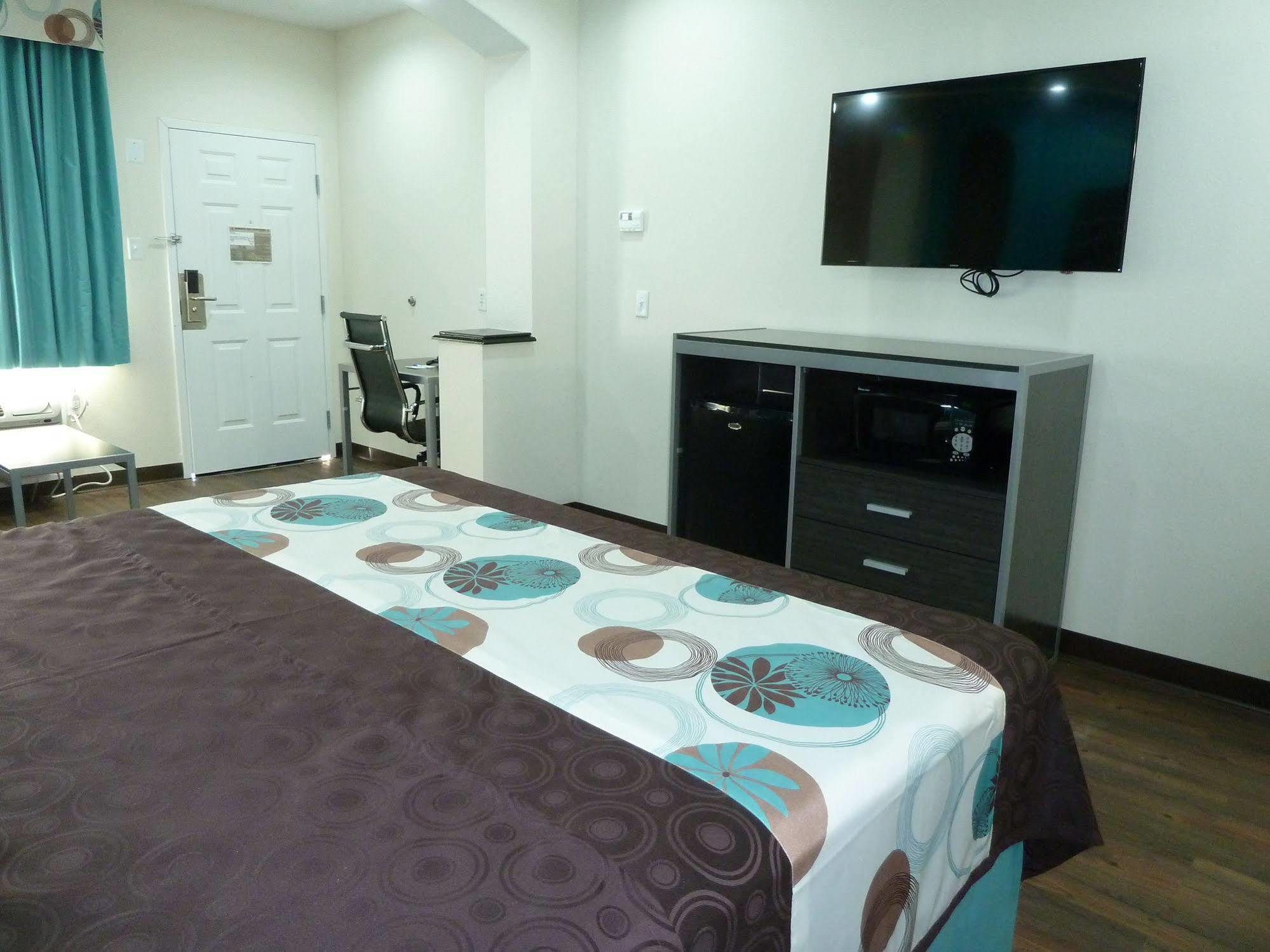 Americas Best Value Inn & Suites - Houston/Hwy 6 & Westpark Mission Bend Exterior foto